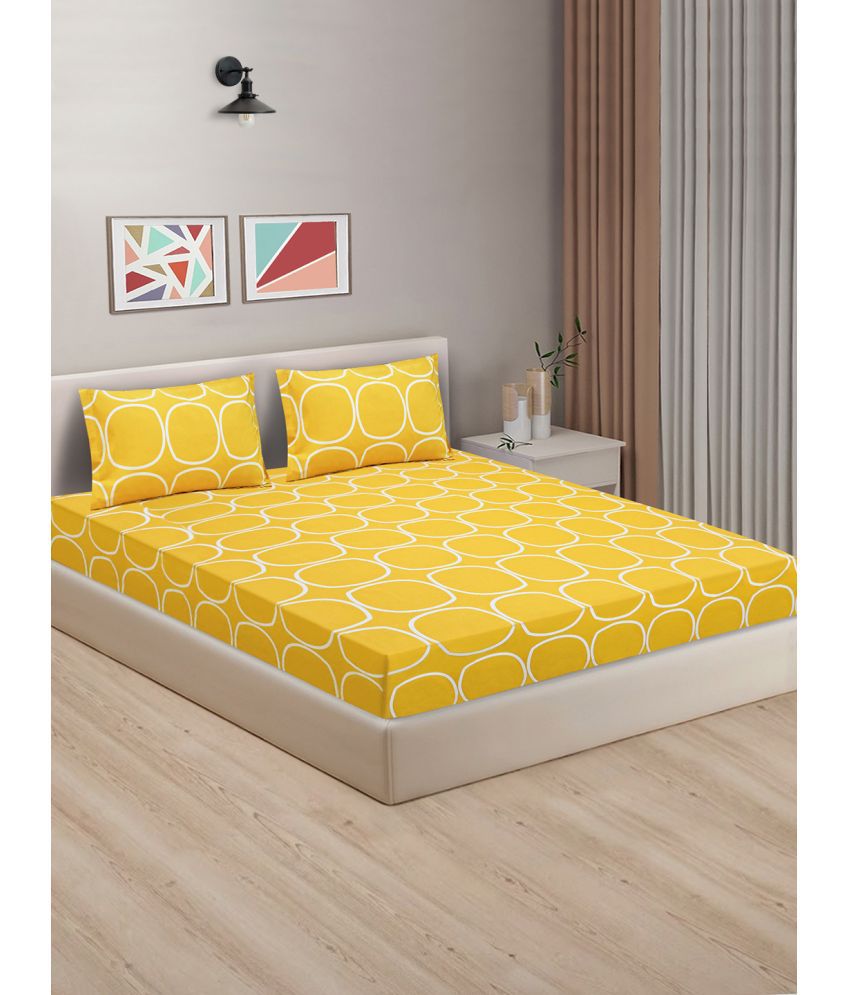     			Home Candy Cotton Geometric King Size Bedsheet With 2 Pillow Covers - Yellow