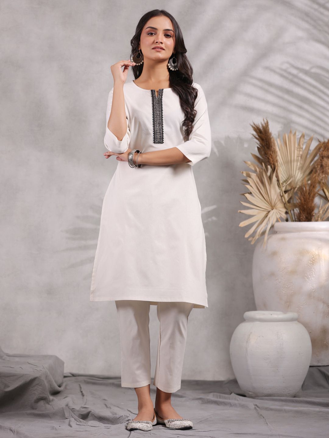     			Anubhutee Cotton Solid Kurti With Pants Women's Stitched Salwar Suit - White ( Pack of 1 )