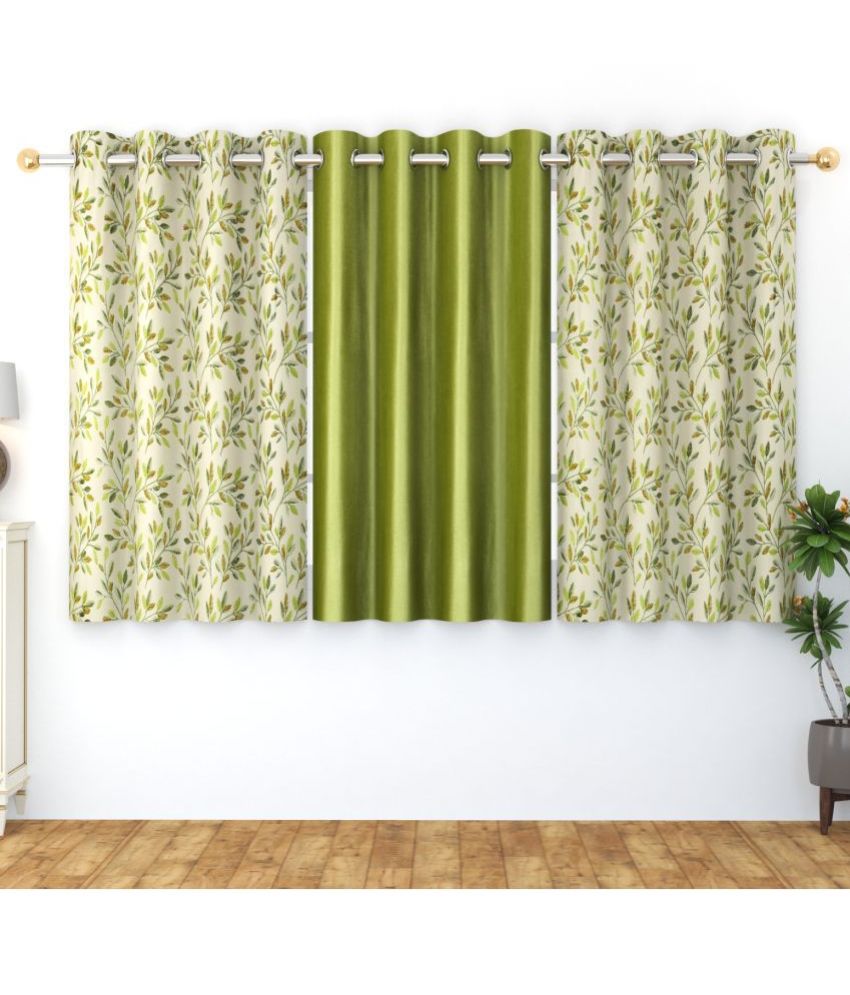     			Homefab India Nature Room Darkening Eyelet Curtain 5 ft ( Pack of 3 ) - Green