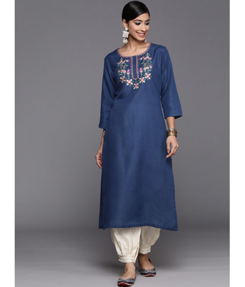     			Varanga Cotton Embroidered Straight Women's Kurti - Blue ( Pack of 1 )