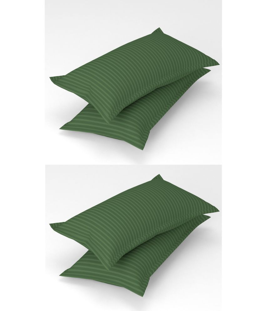     			Homefab India - Pack of 4 Microfiber Solid Standard Size Pillow Cover ( 66.04 cm(26) x 43.18 cm(17) ) - Green