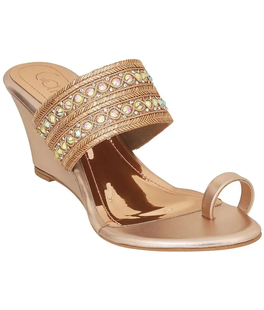 Catwalk best sale wedges snapdeal