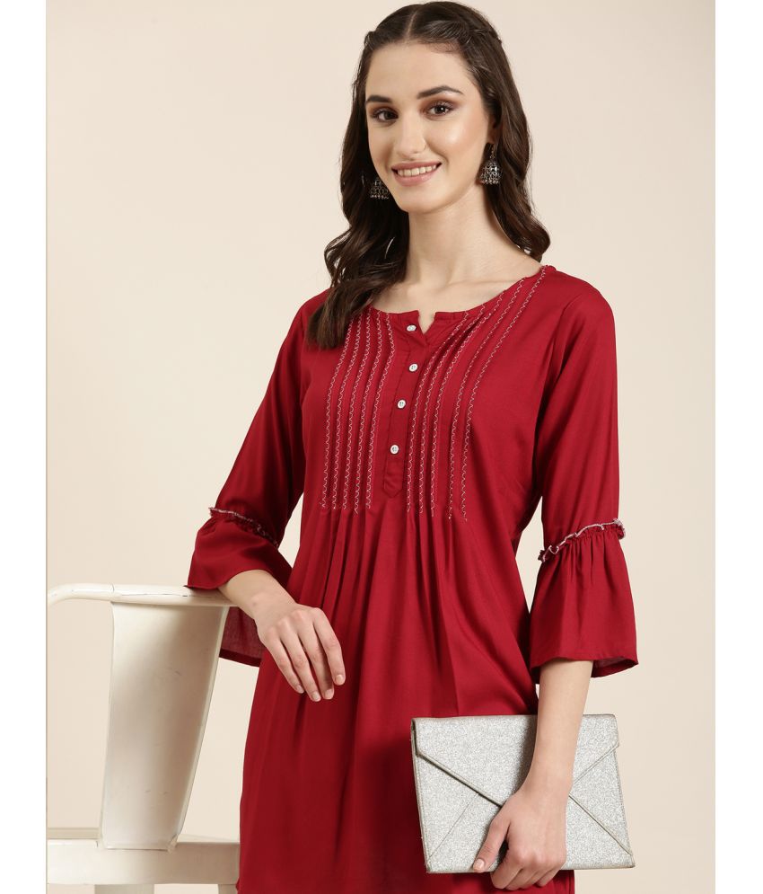     			Showoff Cotton Blend Embellished A-Line Women's Kurti - Maroon ( Pack of 1 )