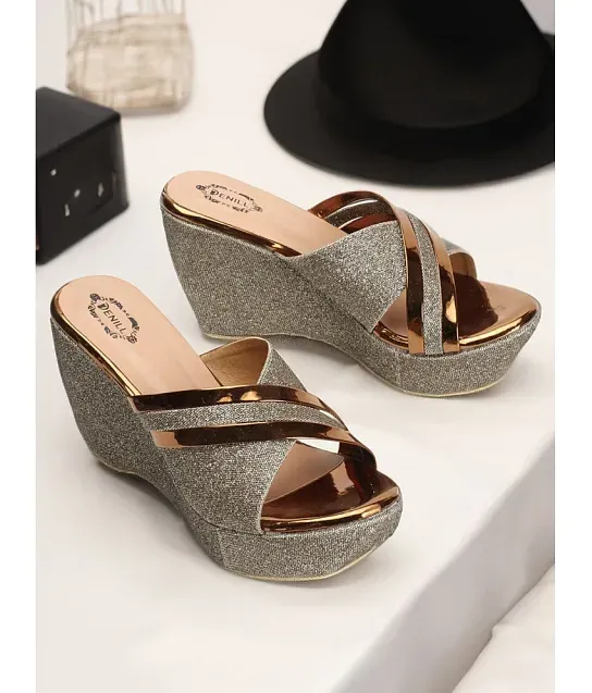 Wedges online hot sale snapdeal