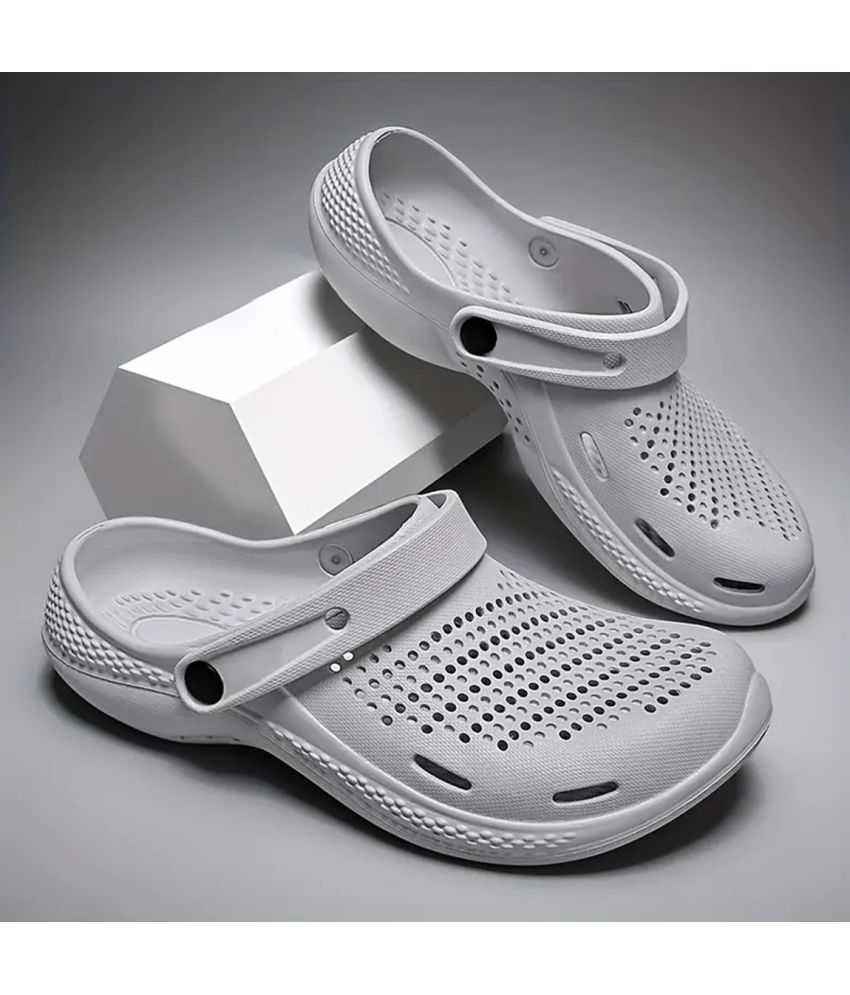     			Secritas - Light Grey Men's Clogs