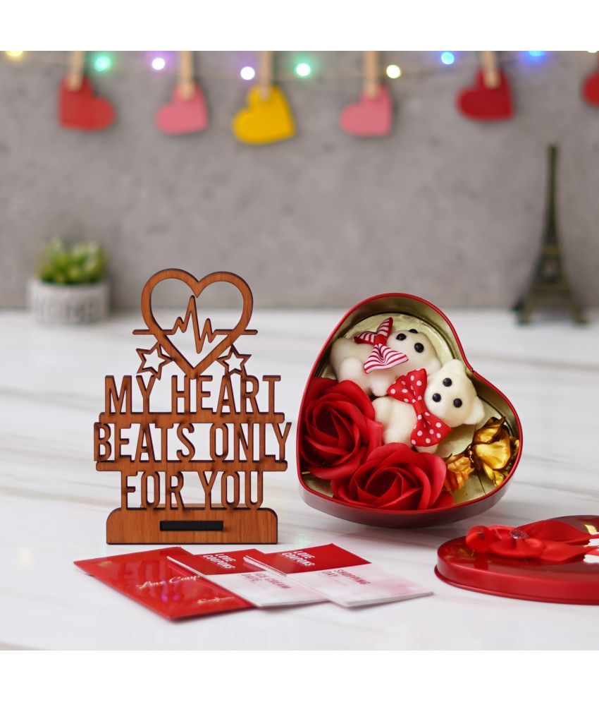     			eCraftIndia Red Paper Valentine Hamper