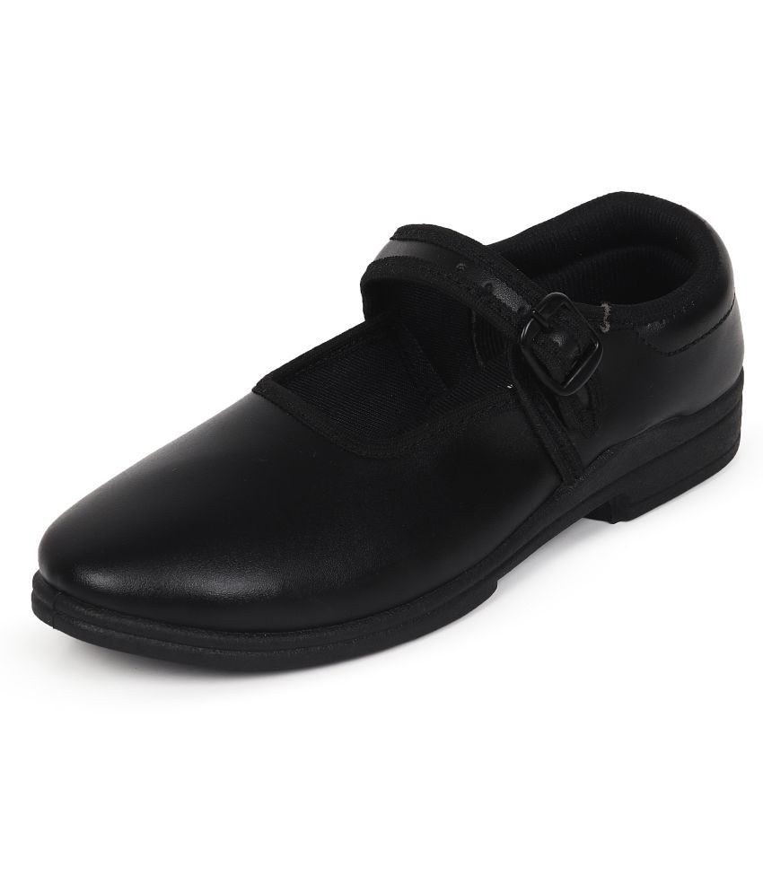     			Action - Black Girl's School Shoes ( 1 Pair )