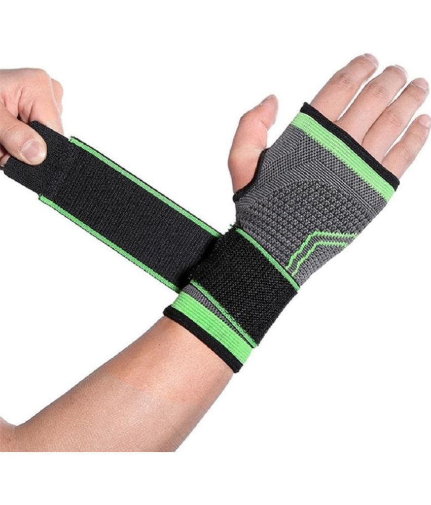     			Kalpvruksh Cotton Wrist Band for Men & Women, Wrist Supporter for Gym Wrist Wrap/Straps Gym Accessories for Men for Hand Grip & Wrist Support While Workout & Muscle Relaxation - Free Size