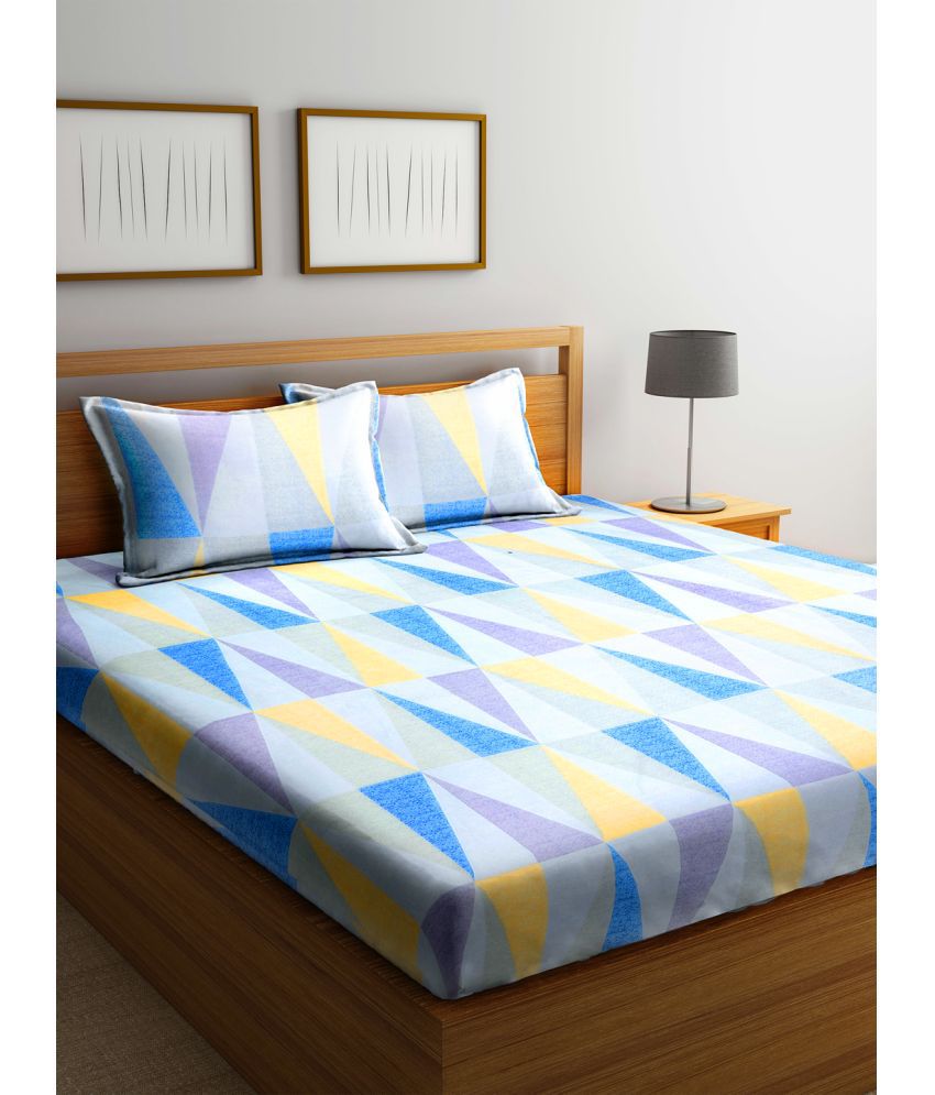    			Klotthe Poly Cotton Geometric 1 Double Bedsheet with 2 Pillow Covers - Multicolor