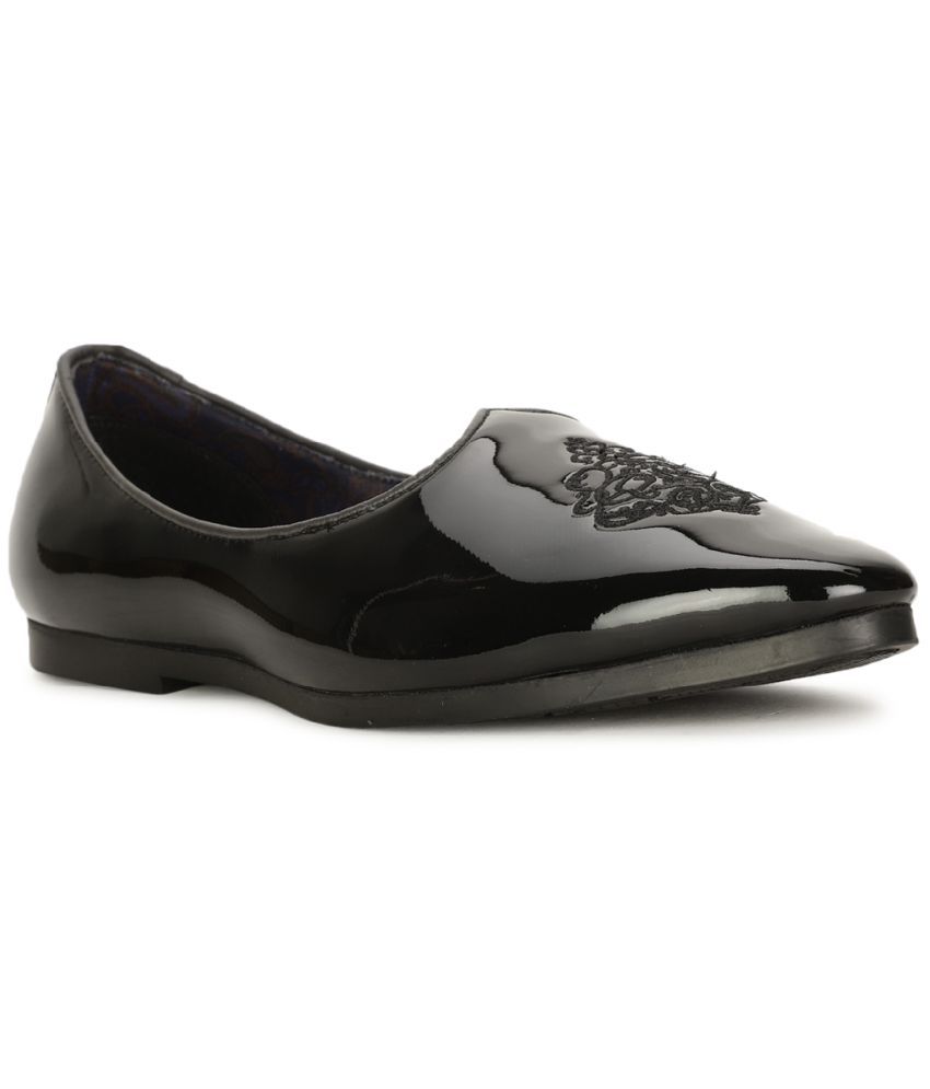     			Bata Black Men's Designer Shoes