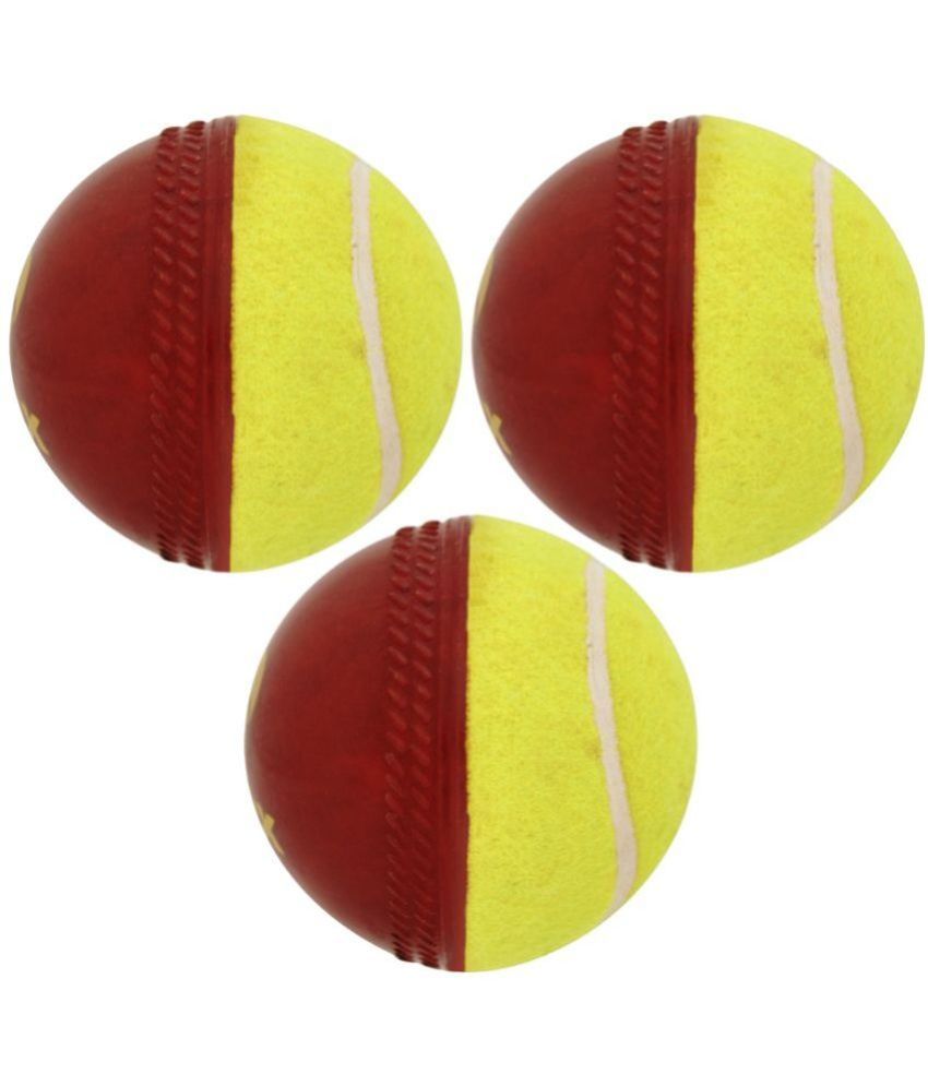     			Omtex Red Rubber Cricket Ball ( Pack of 3 )