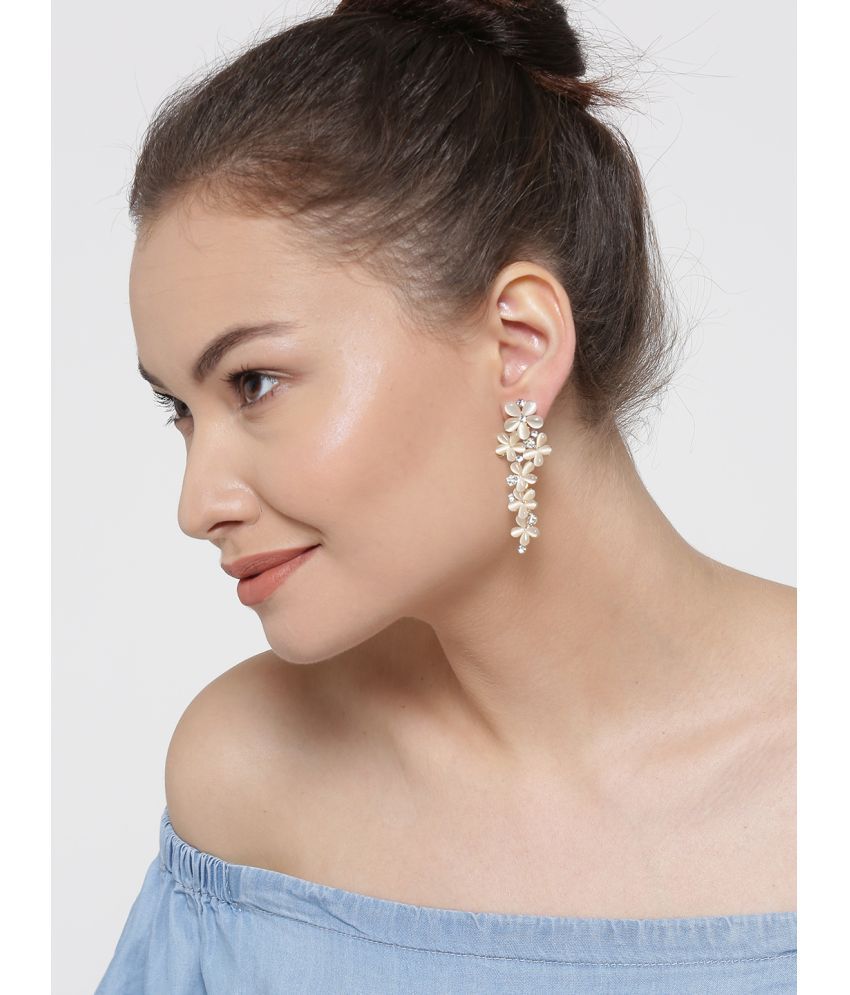     			YOUBELLA Off White Danglers Earrings ( Pack of 1 )