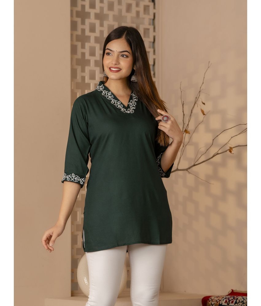     			Kapadia Green Rayon Women's Regular Top ( Pack of 1 )