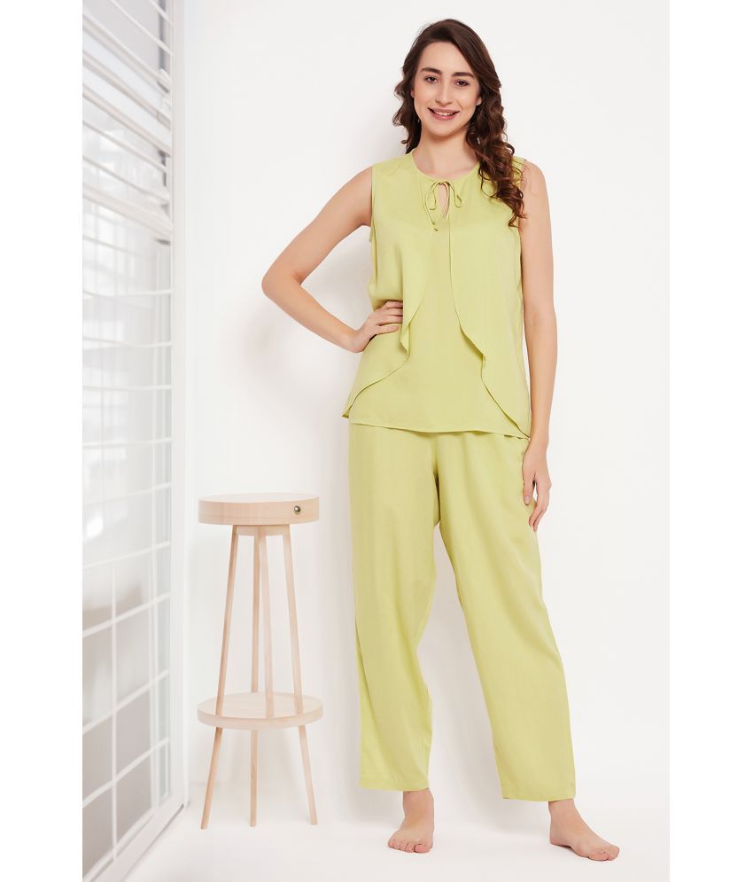     			Clovia Green Rayon Women's Nightwear Nightsuit Sets ( Pack of 2 )