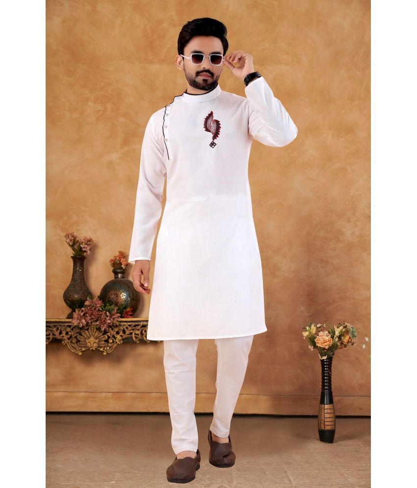     			KC Kunj Creation White Cotton Blend Regular Fit Men's Kurta Pyjama Set ( Pack of 1 )