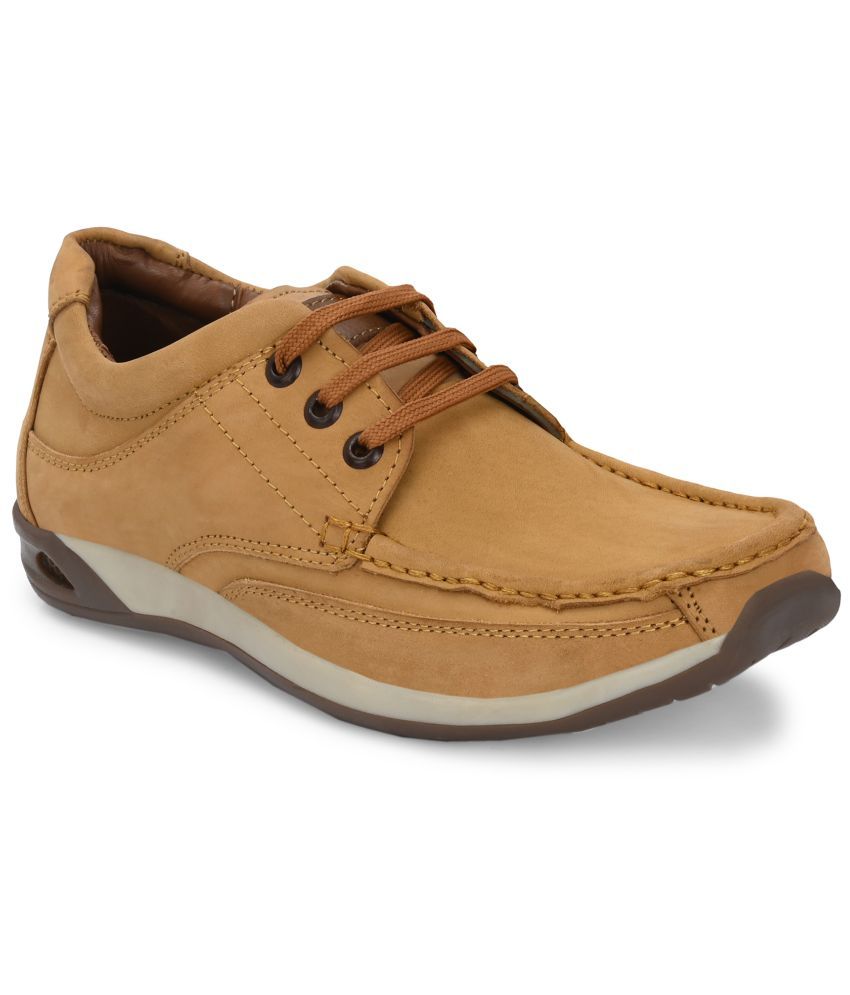     			viv VIV CASUAL LEATHER SHOES Brown Men's Boat Shoes