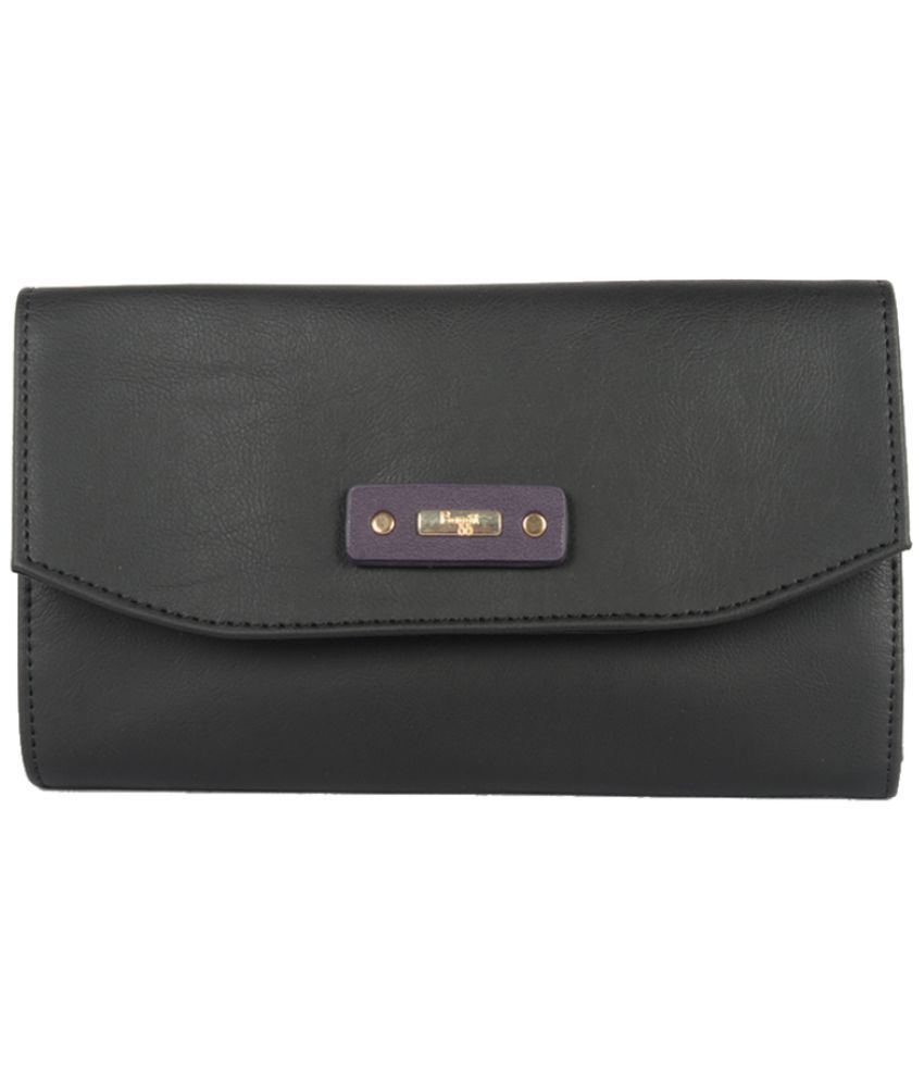     			Baggit Faux Leather Black Women's Three fold Wallet ( Pack of 1 )