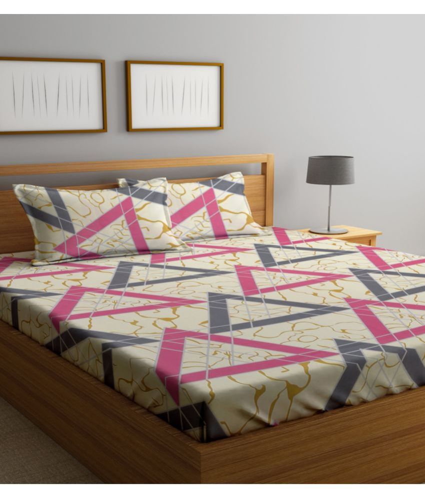     			Klotthe Poly Cotton Geometric 1 Double King Size Bedsheet with 2 Pillow Covers - Pink