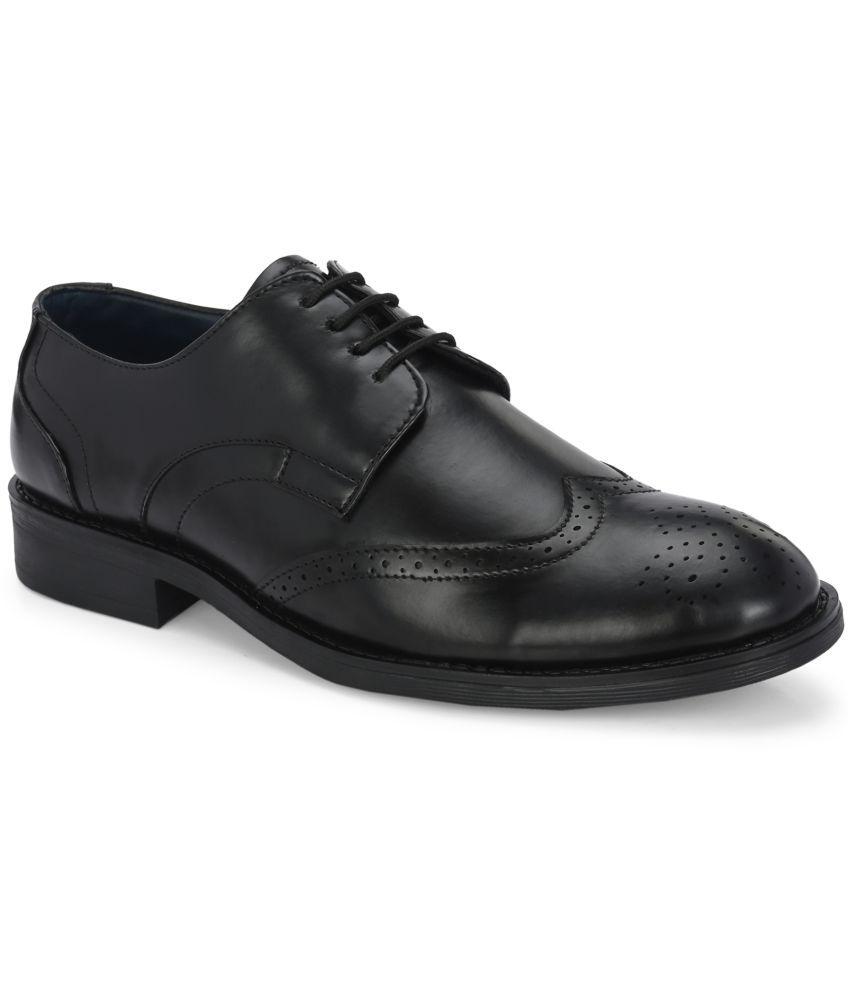     			Leeport Black Men's Brogue Formal Shoes