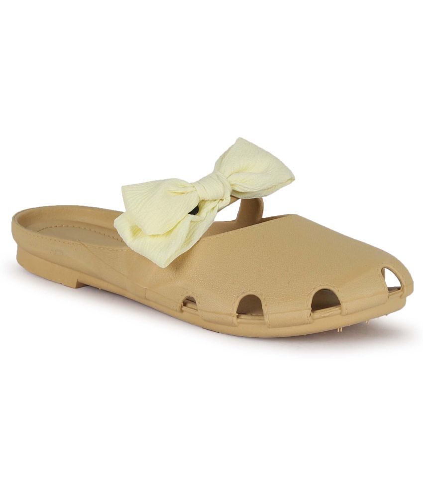     			Aadi Beige Women's Toe Covered Flip Flop