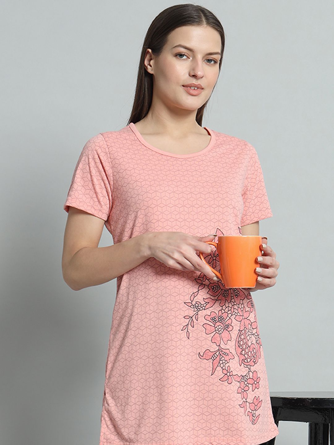     			OGEN Peach Cotton Blend Regular Fit Women's T-Shirt ( Pack of 1 )