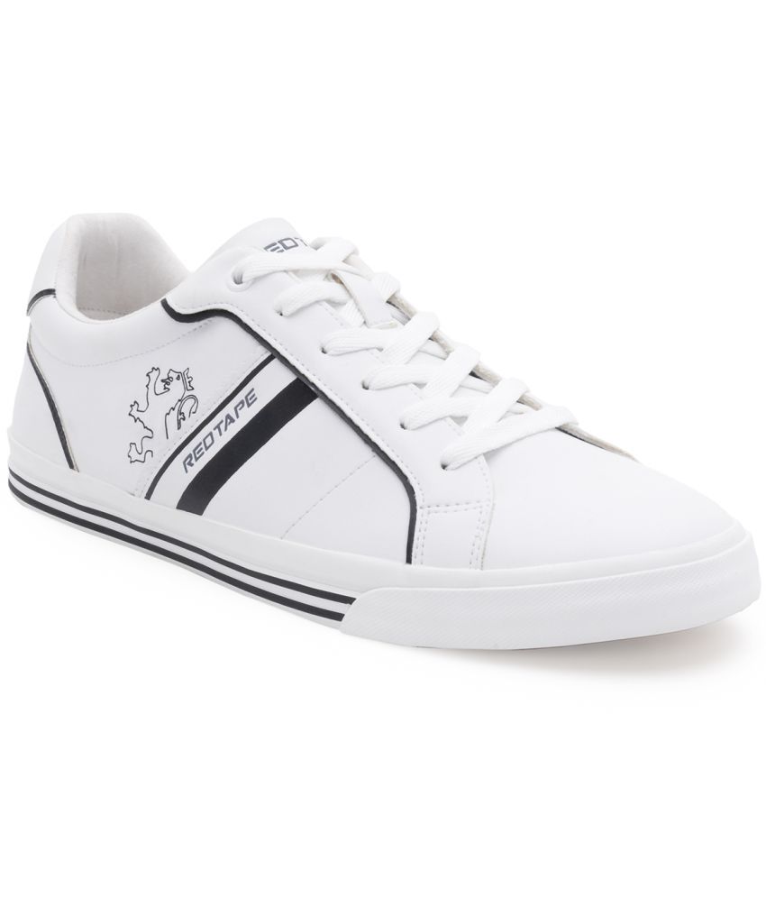     			Red Tape RMV007 White Men's Sneakers