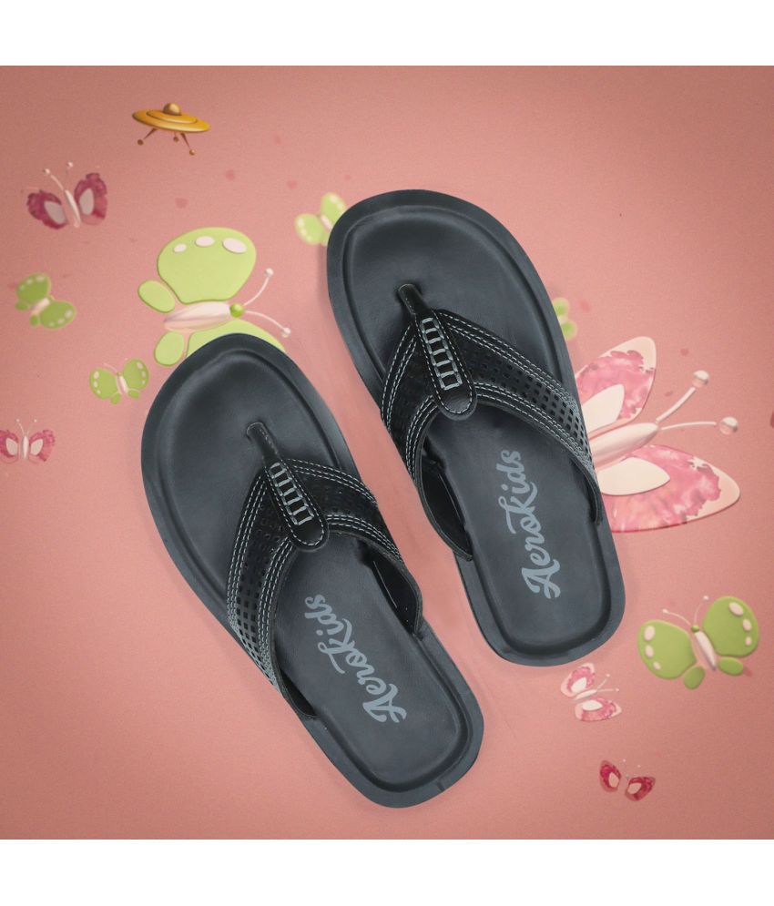     			Aerokids Stylish Fashion Slipper for Boys | Comfortable | Lightweight | Anti Skid | Casual Office Footwear (CS96_BLACK_35)