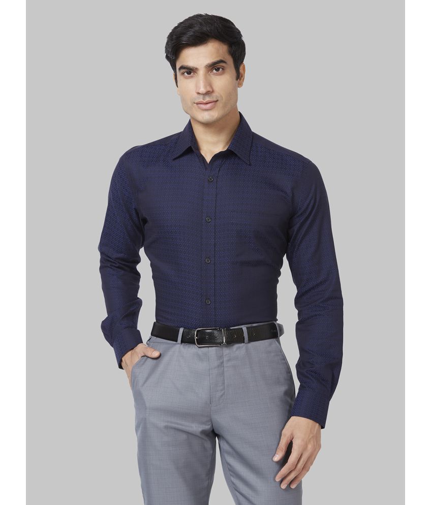     			Park Avenue 100% Cotton Regular Fit Self Design Full Sleeves Men's Casual Shirt - Blue ( Pack of 1 )