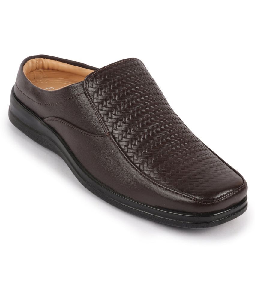     			Fausto - Brown Men's Sandals