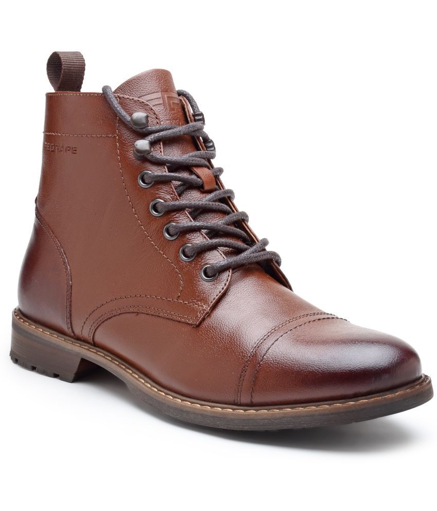     			Red Tape Brown Men's Casual Boots