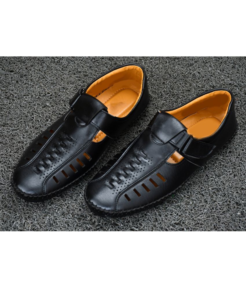     			Akiko Black Men's Slip on