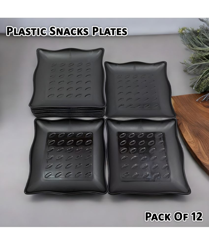     			Inpro 12 Pcs Plastic Black Quarter Plate