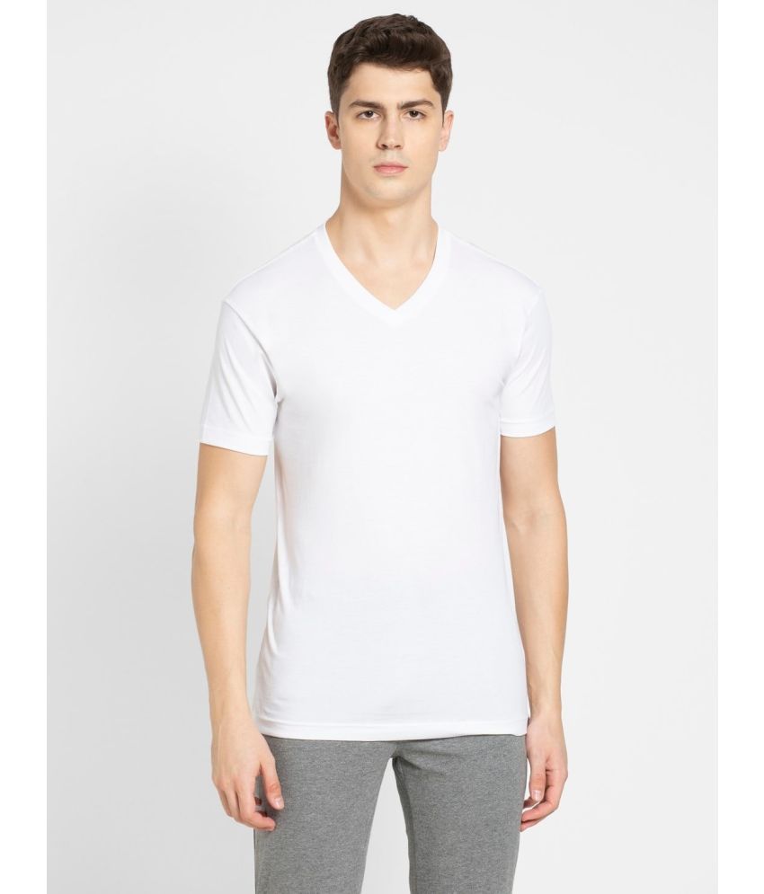     			Jockey 2726 Men's Super Combed Cotton Rich Solid V Neck Half Sleeve T-Shirt - White