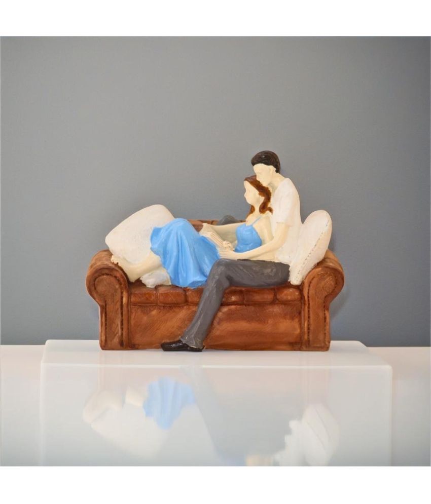     			Miss Peach Couple & Human Figurine 14.5 cm - Pack of 1