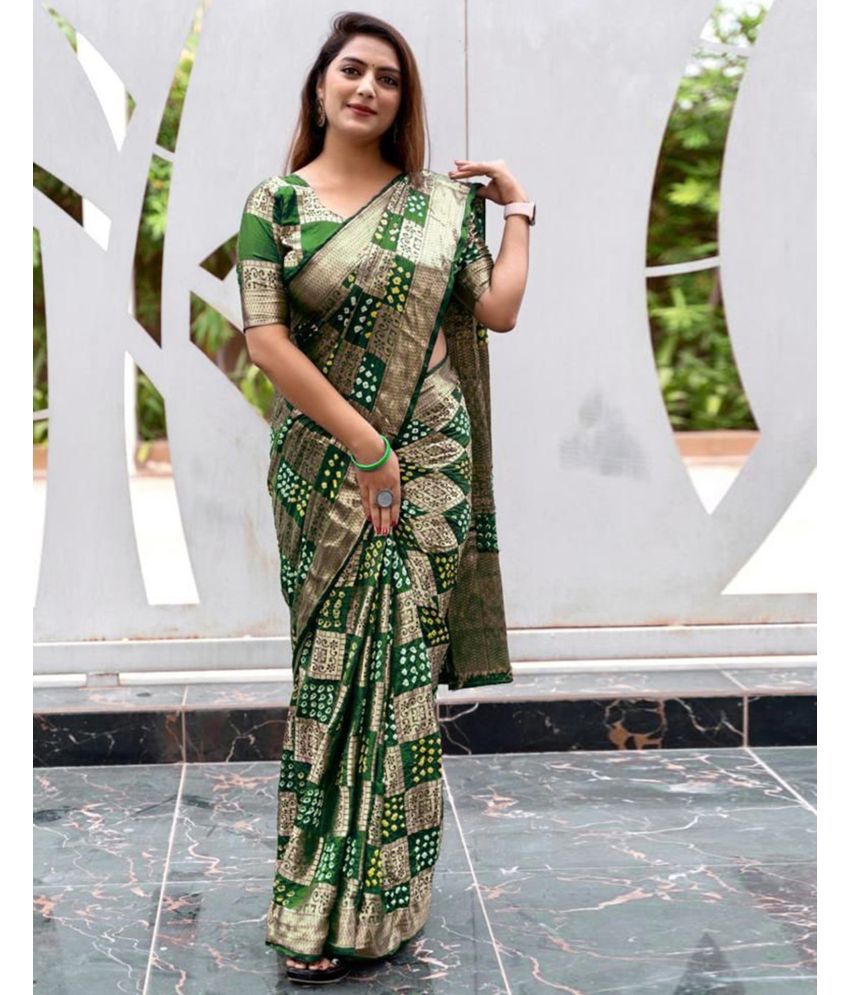    			Samah Silk Blend Self Design Saree With Blouse Piece - Green ( Pack of 1 )