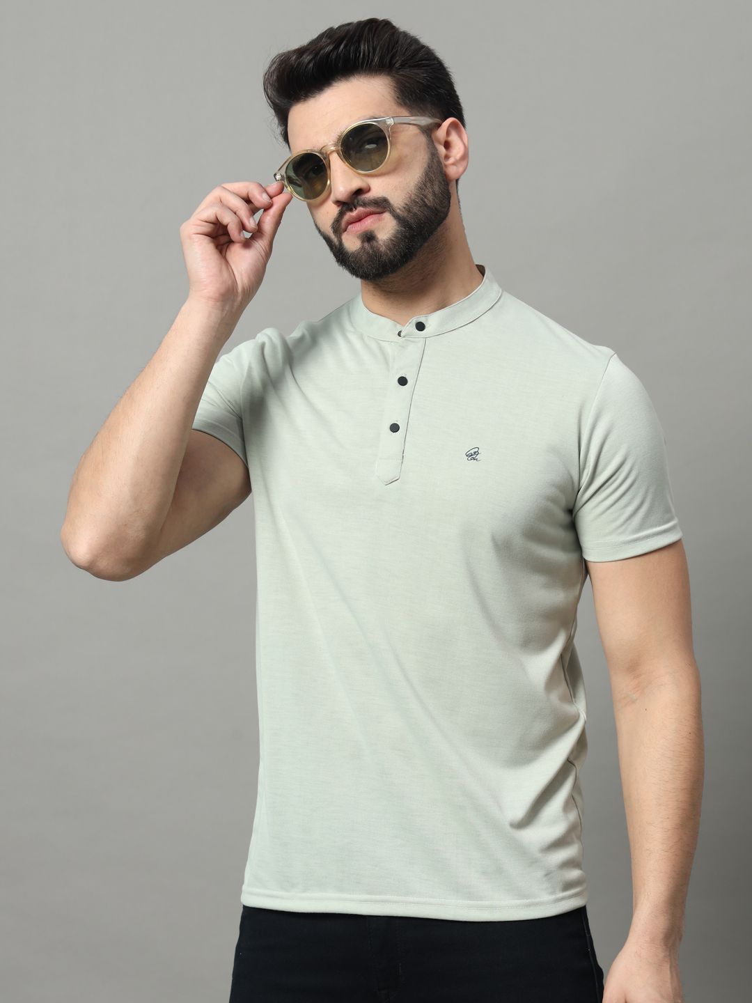     			OGEN Cotton Blend Regular Fit Solid Half Sleeves Men's T-Shirt - Grey ( Pack of 1 )