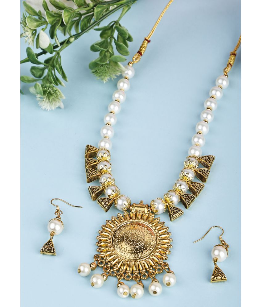     			Sunhari Jewels Off White Alloy Necklace Set ( Pack of 1 )