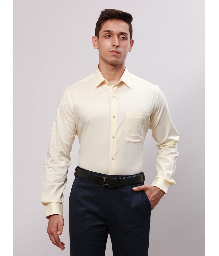     			Raymond 100% Cotton Slim Fit Self Design Full Sleeves Men's Formal Shirt - Yellow ( Pack of 1 )
