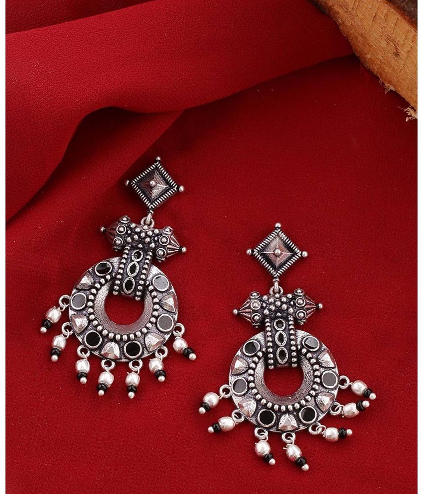     			Voylla Silver Danglers Earrings ( Pack of 1 )