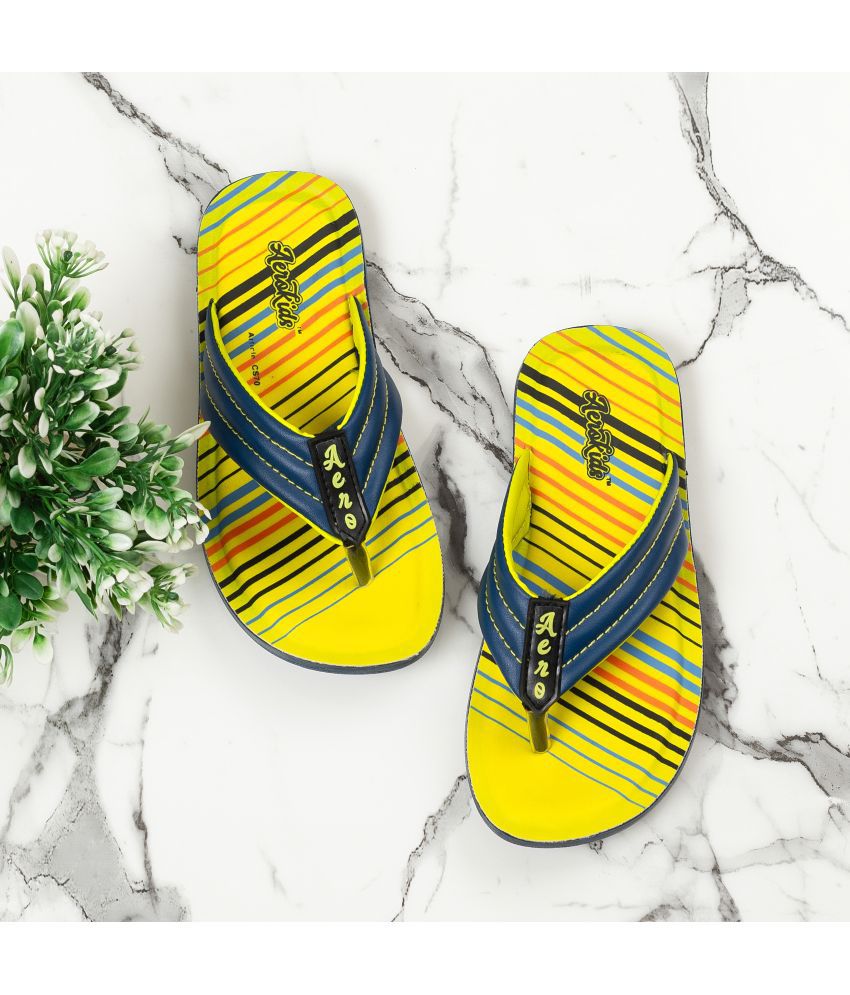     			Aerokids Stylish Fashion Slipper for Boys | Comfortable | Lightweight | Anti Skid | Casual Office Footwear (CS70_N.BLUE_35)