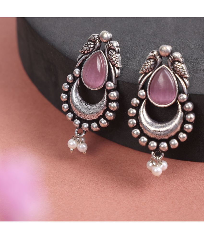     			Sunhari Jewels Pink Drop Earrings ( Pack of 1 )