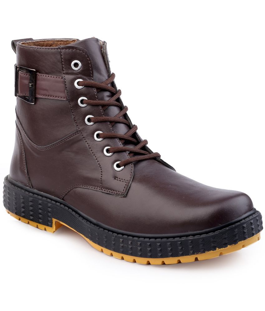     			Wixom Brown Men's Casual Boots