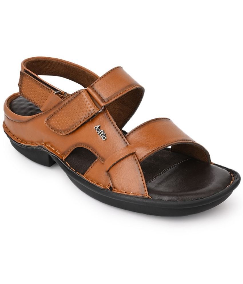     			softio - Tan Men's Sandals