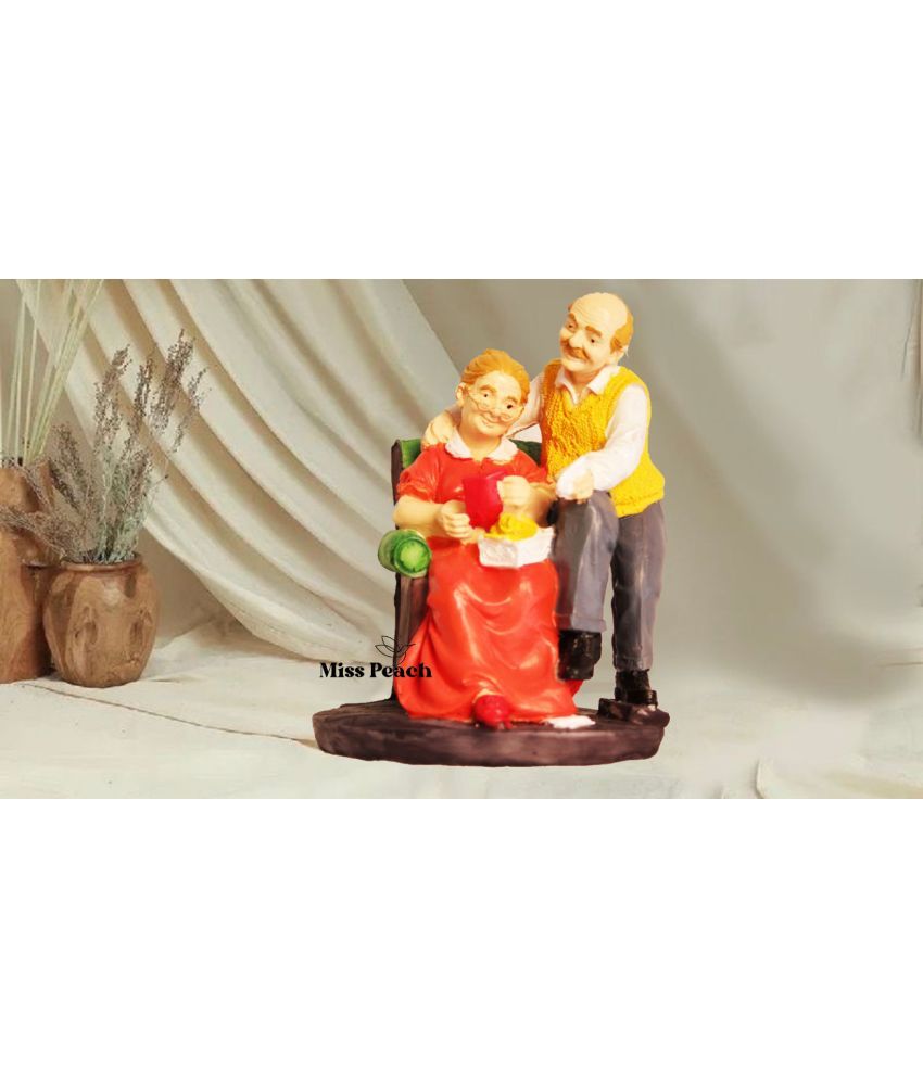     			BECKON VENTURE Couple & Human Figurine 19 cm - Pack of 1