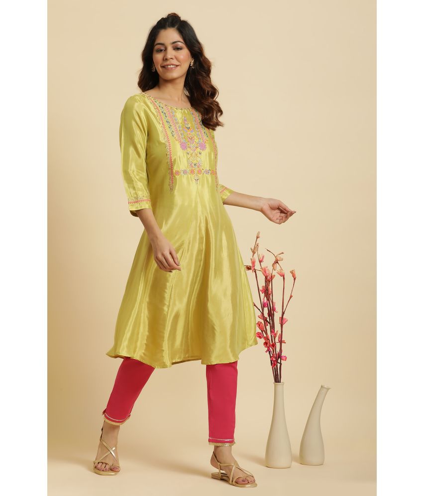     			W Viscose Solid Flared Women's Kurti - Green ( Pack of 1 )