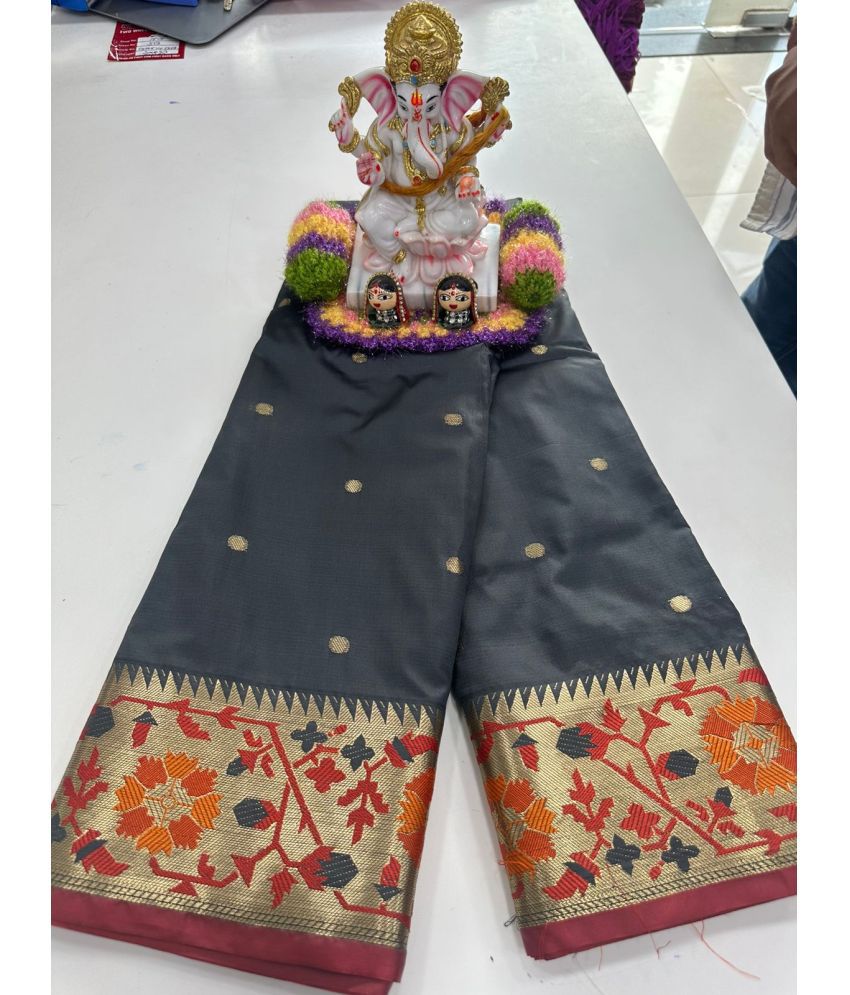     			JULEE Kanjivaram Embellished Saree With Blouse Piece - Grey ( Pack of 1 )