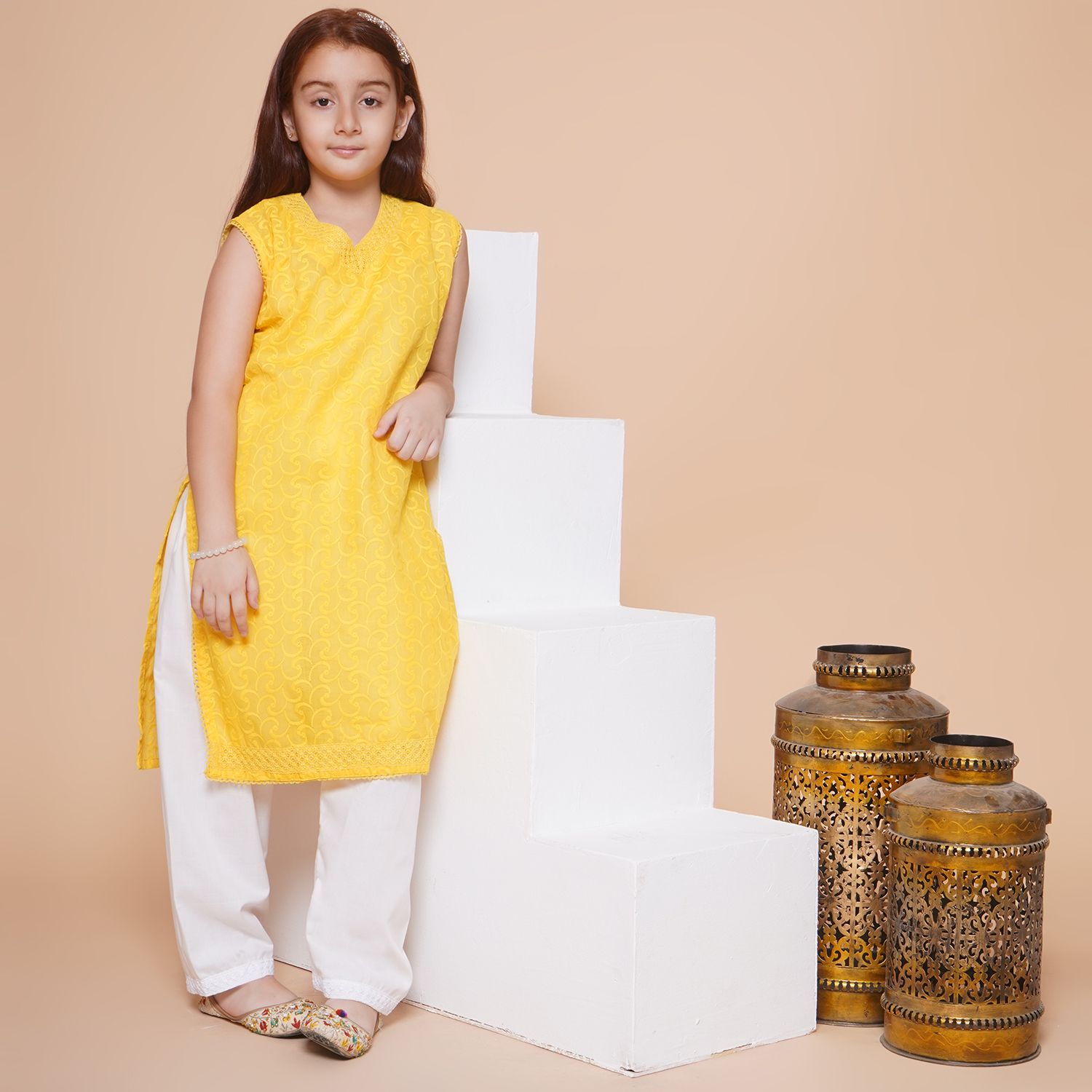     			Arshia Fashions Yellow Cotton Blend Girls Salwar Kameez Set ( Pack of 1 )