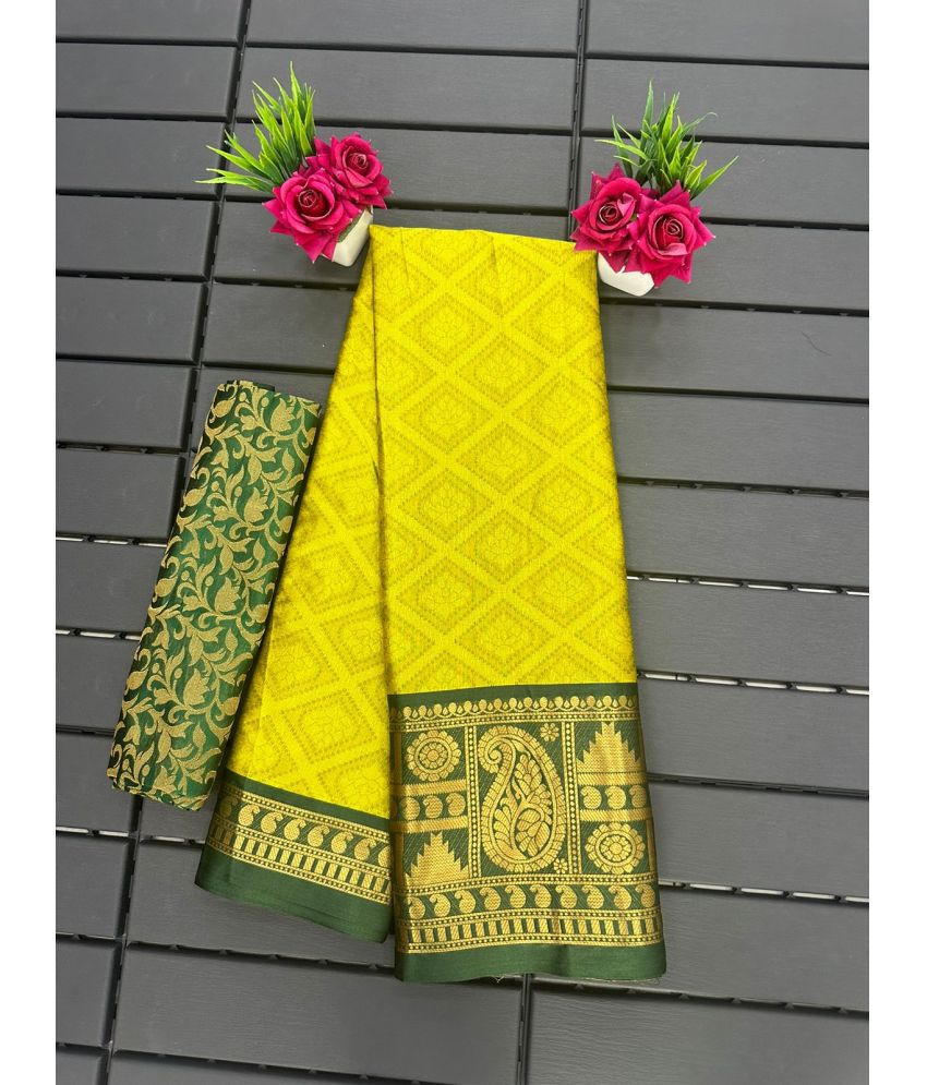     			A TO Z CART Banarasi Silk Embellished Saree With Blouse Piece - Lime Green ( Pack of 1 )