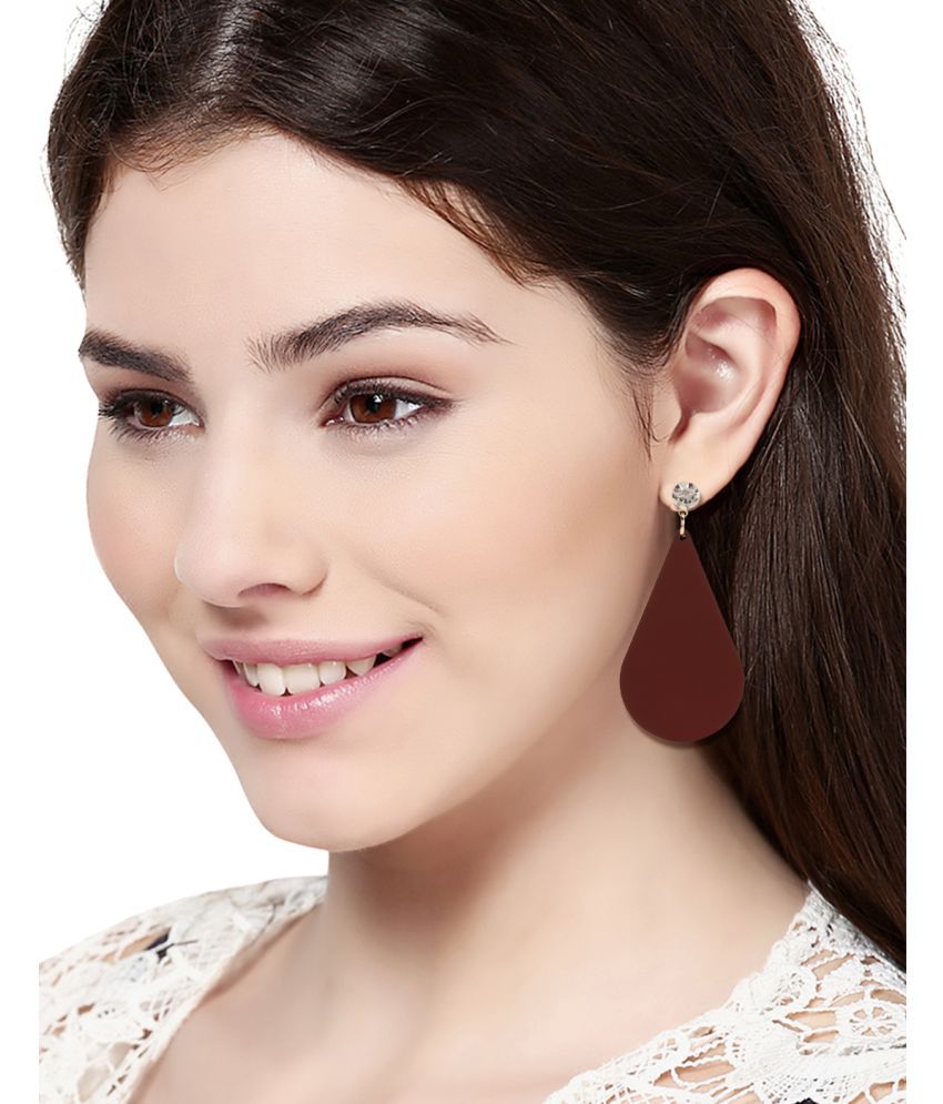     			Chocozone Red Danglers Earrings ( Pack of 1 )
