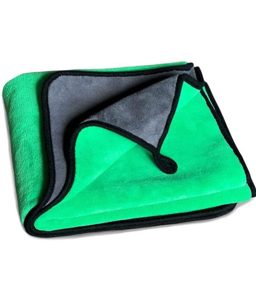     			Auto Hub Green 800 GSM Microfiber Cloth For Automobile ( Pack of 1 )